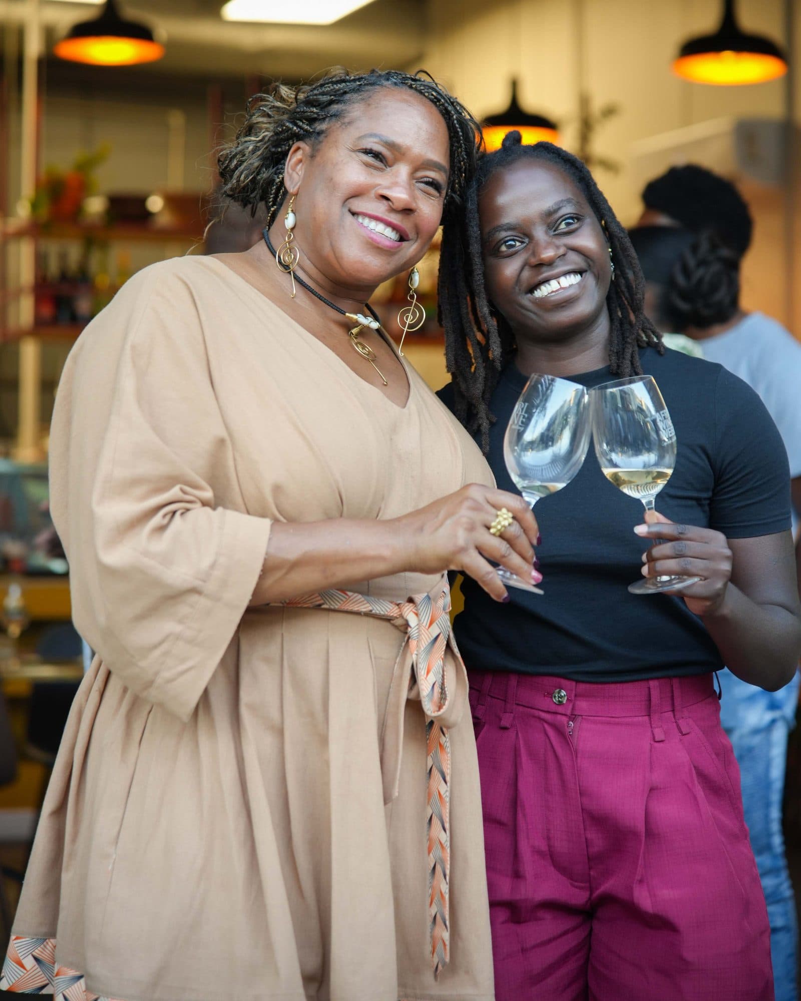 Jazz & Wine production still 4